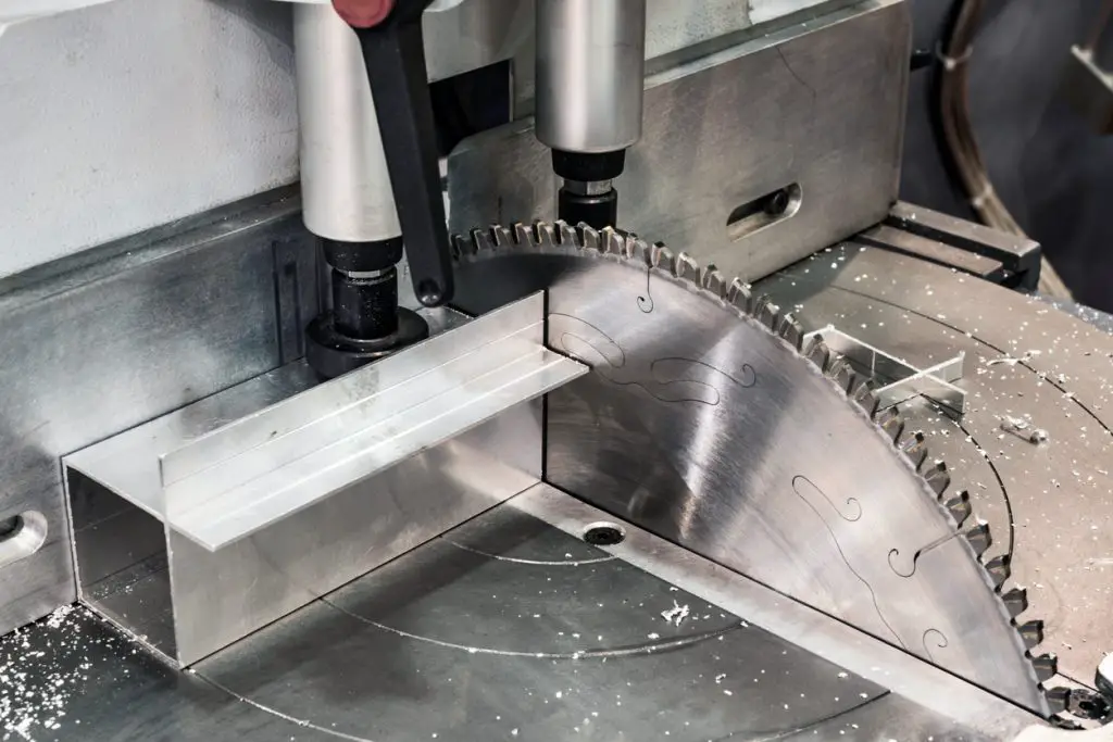 What Kind of Saw Blade Do You Use to Cut Aluminum?