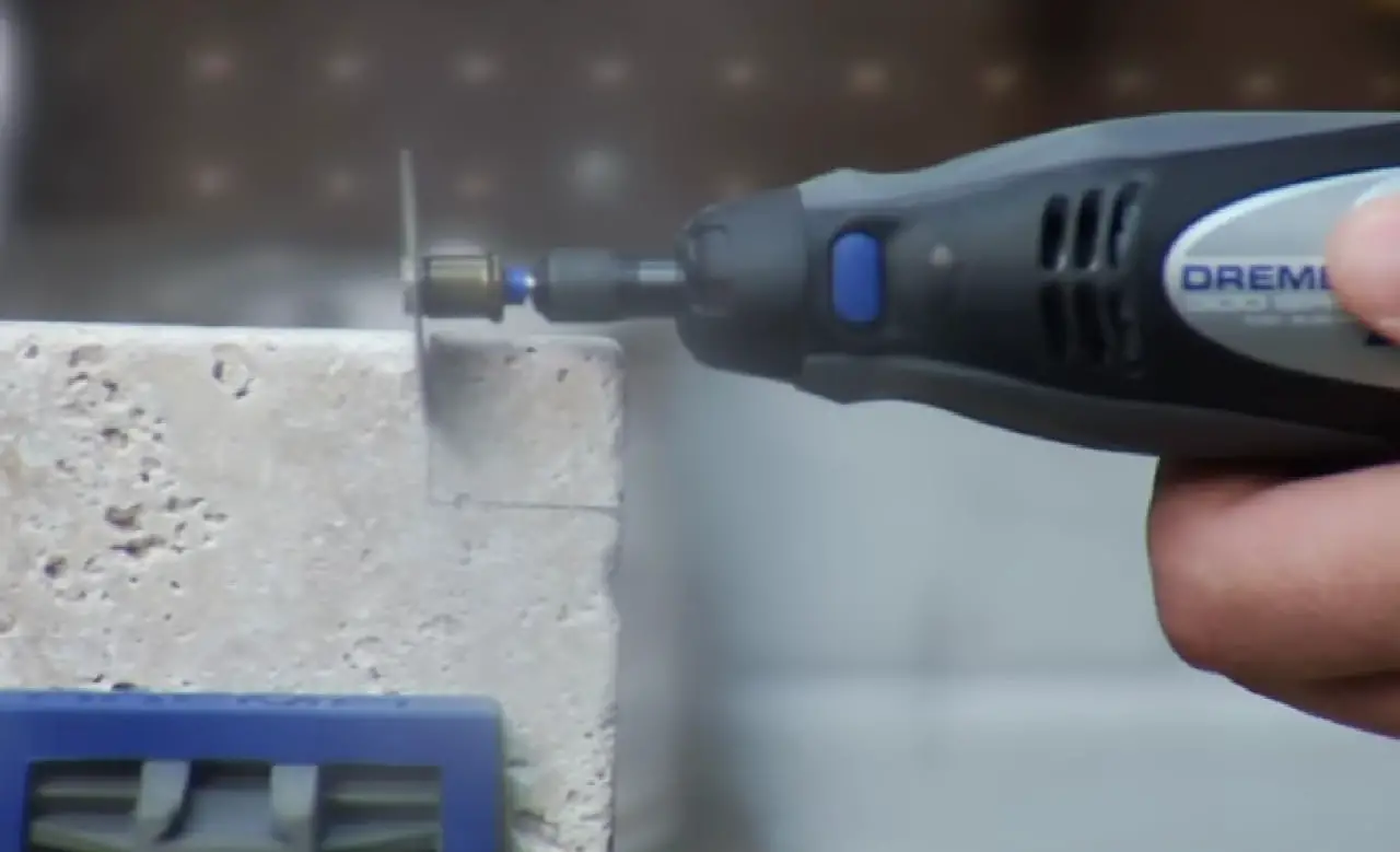 Can You Use A Dremel Tool To Cut Ceramic Tiles? Best Saw Guidee
